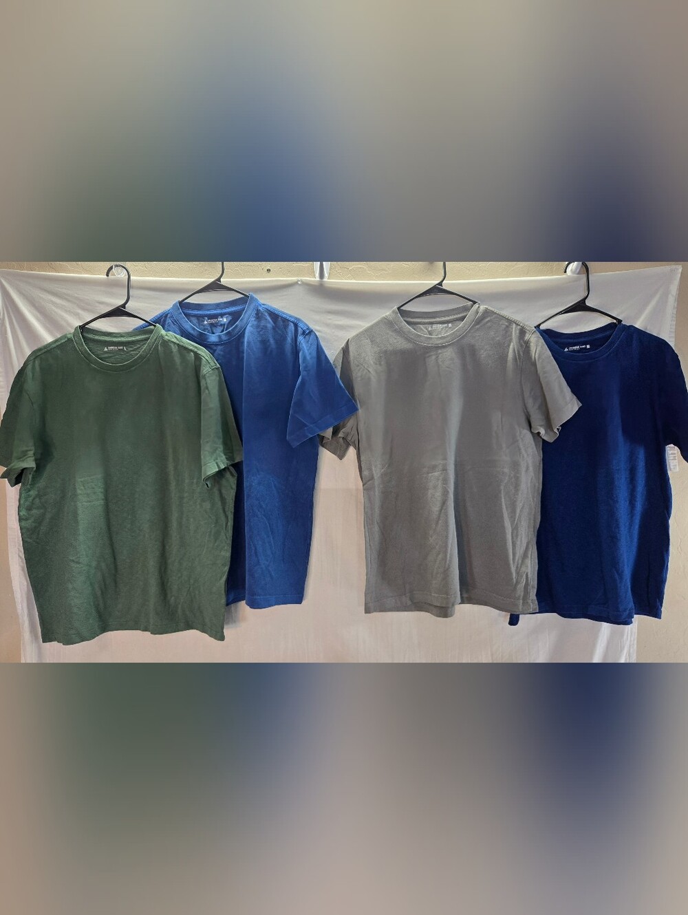 Lot of 4 American Giant Men's Medium & Large Short Sleeve & Everett Shirts NWOT